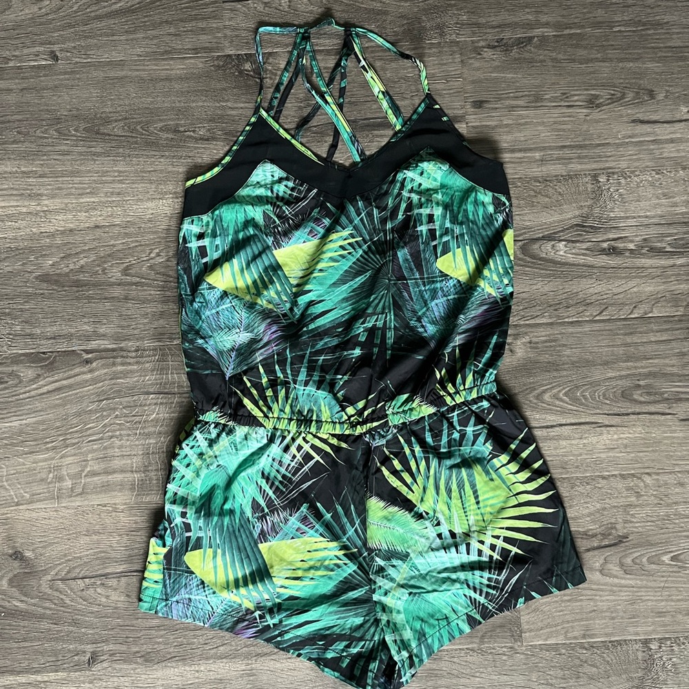 Fabletics ‘Dash’ Romper Size Small - image 5